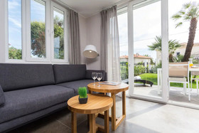 Villa Velvet