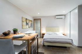 Villa Velvet