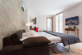 Villa Velvet