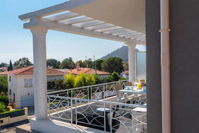 Villa Velvet