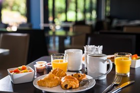 Holiday Inn Marseille Airport