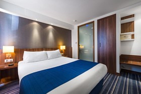 Holiday Inn Marseille Airport