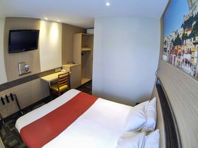 greet hotel Marseille Provence Aéroport