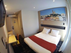greet hotel Marseille Provence Aéroport