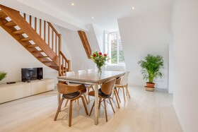 Chateau Cote De Nacre