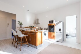 Chateau Cote De Nacre