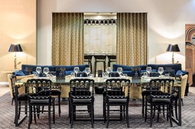 Gatsby Hotel & Restaurant