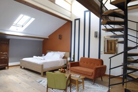 La Maison Des Seigneurs
