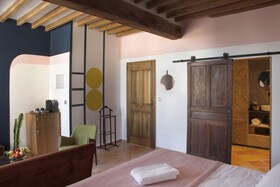 La Maison Des Seigneurs