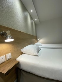 Hôtel Kyriad Fontenay Tresigny
