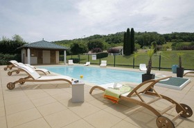 Hôtel Confort Le Moulin Rouge