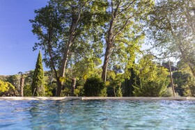 Chateau De Collias Hotel & Restaurant