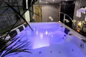 Le St Barnabe Hotel & Spa