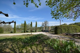 Les Bastidons Du Souleyan