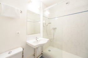 B&B Hotel Saclay