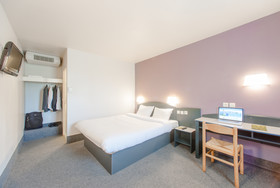 B&B Hotel Saclay