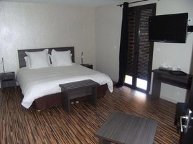 Bhb Hotel