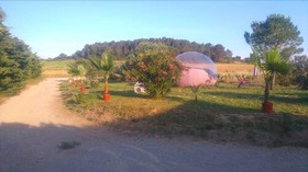 Les Chambres Bulles du Château Belvize