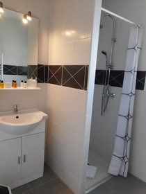 Park & Suites Village Brissac
