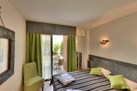 Hôtel Le phoebus Garden & Spa