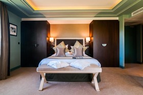 Zenitude Hotel la Valadiere, Ascend Hotel Collection