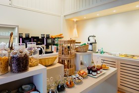 Hotel Kyriad Nîmes Ouest