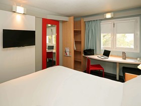 Hôtel ibis Nîmes Ouest