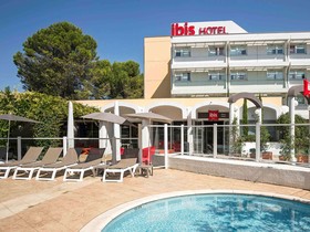 Hôtel ibis Nîmes Ouest