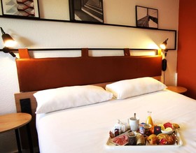 Hôtel ibis Nîmes Ouest