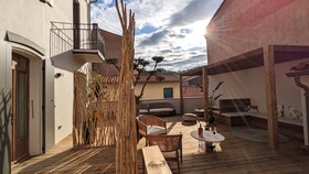 Intense Boutik-Hôtel