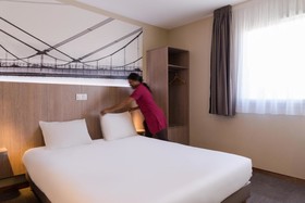 Hotel The Originals Montpellier Est Ecoparc