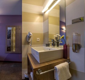 Hotel The Originals Montpellier Est Ecoparc