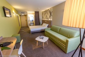 Hotel The Originals Montpellier Est Ecoparc