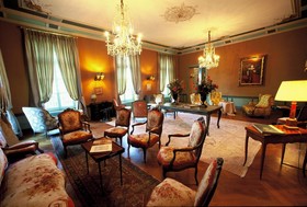 Chateau de Varenne