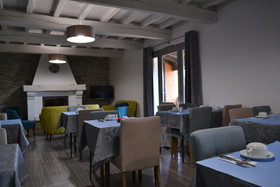 Hotel Le Saint Genies
