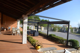 Hotel Le Saint Genies