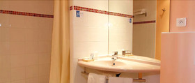 Hotel Le Saint Genies