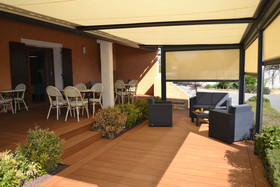 Hotel Le Saint Genies