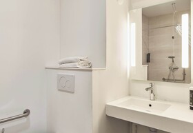 B&B Hotel Paris Porte De Bagnolet