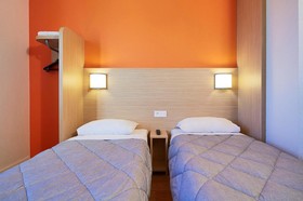 Hôtel Première Classe Marne-la-Vallée - Bussy Saint Georges
