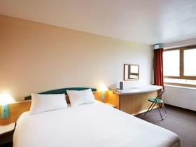 Hôtel ibis Marne-la-Vallée Champs
