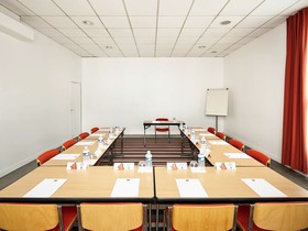 Hôtel ibis Marne-la-Vallée Champs