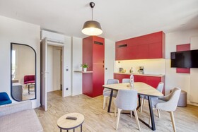 Appart'City Confort Paris Clichy Mairie