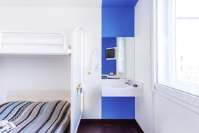 HotelF1Clichy sous Bois