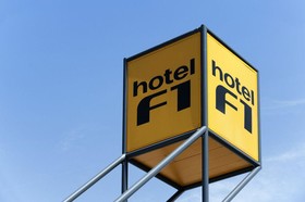 HotelF1Clichy sous Bois