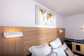 Kyriad Paris Ouest - Colombes