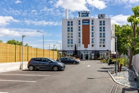 Kyriad Paris Ouest - Colombes