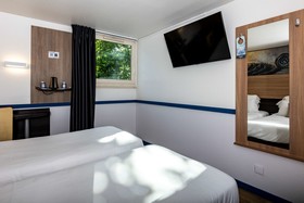 Kyriad Paris Ouest - Colombes