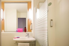 Hôtel ibis Marne-la-Vallée Émerainville