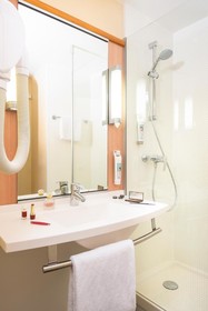 Hôtel ibis Marne-la-Vallée Émerainville